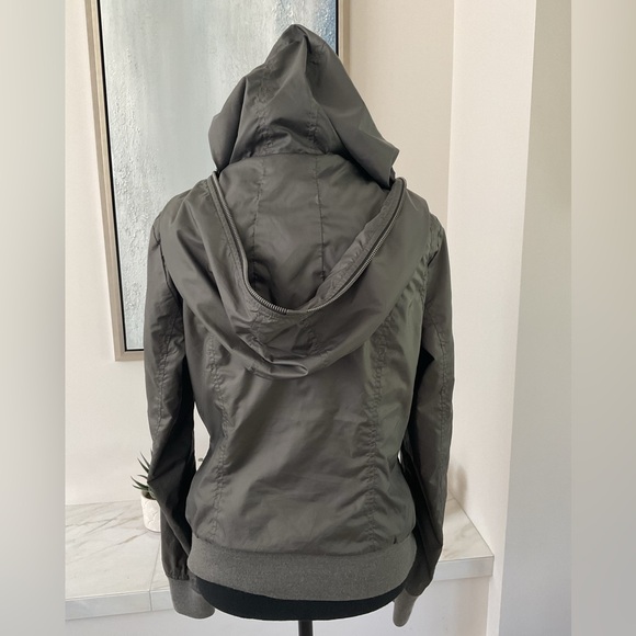 MACKAGE Light Windbreaker Dual Zip Up Jacket. - Picture 4 of 12